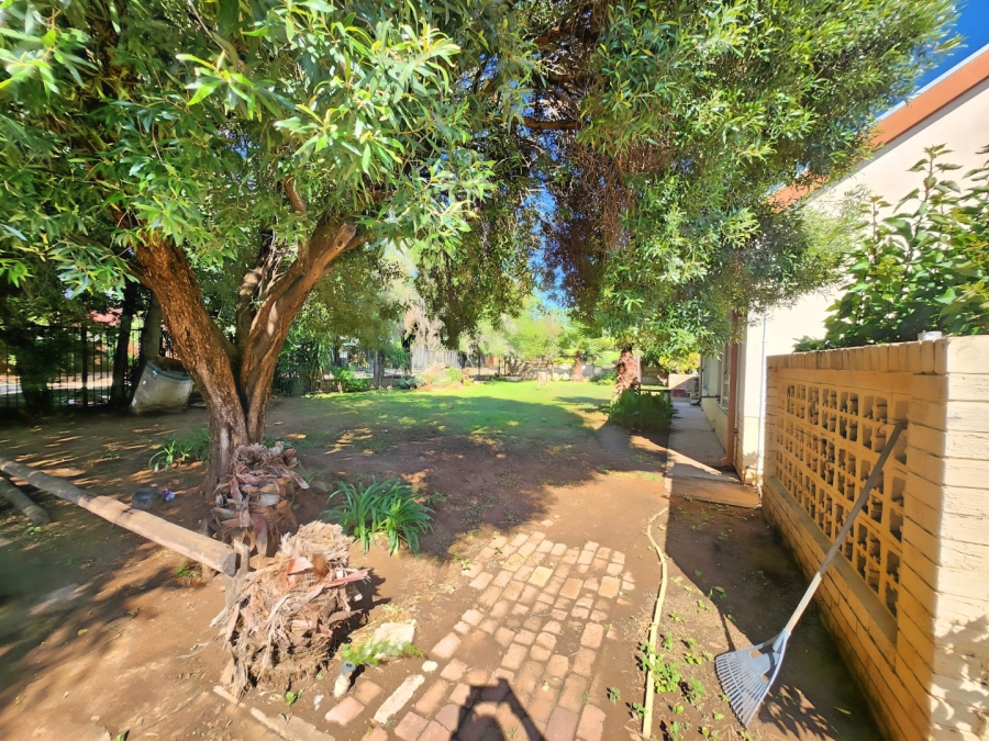 3 Bedroom Property for Sale in Meiringspark North West